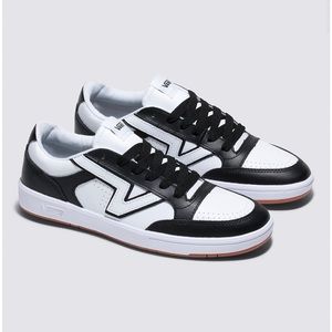 Van’s Lowland Comfycush Varsity shoe 8.0